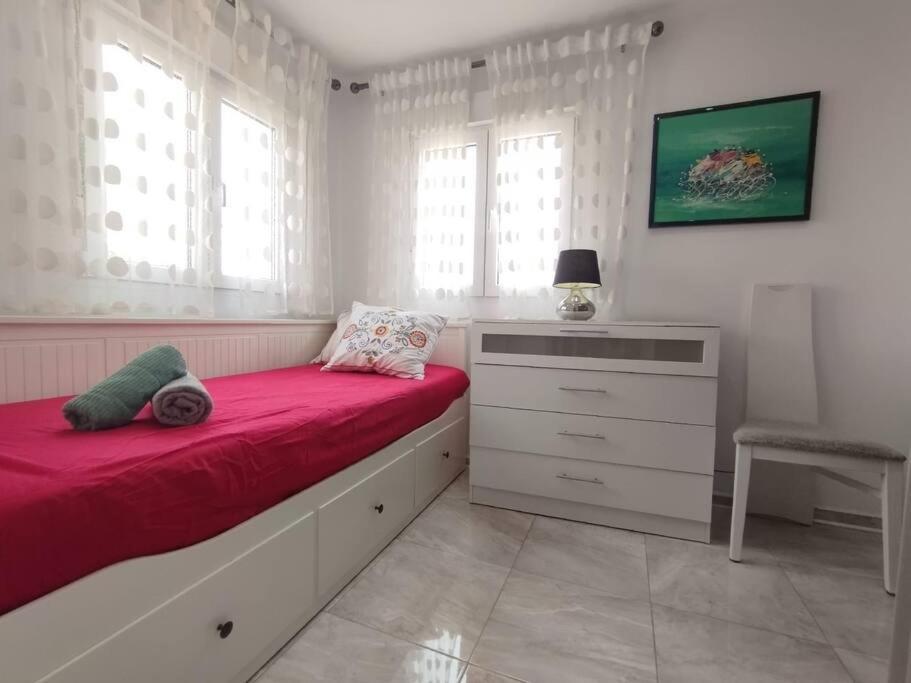 Beautiful 3 Bedroom Townhouse In Urb. Tropicana, נרחה מראה חיצוני תמונה