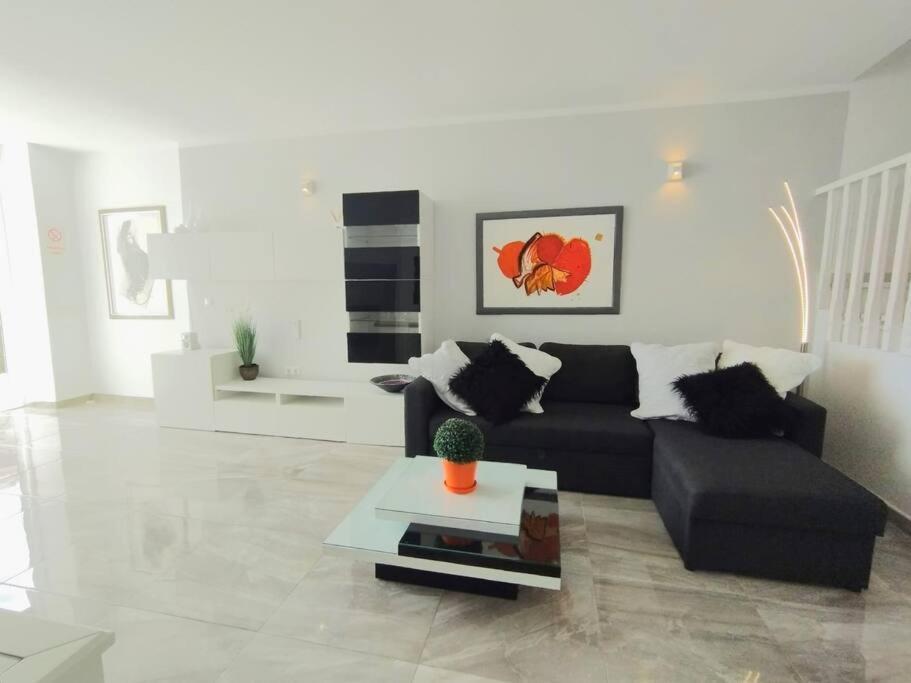 Beautiful 3 Bedroom Townhouse In Urb. Tropicana, נרחה מראה חיצוני תמונה